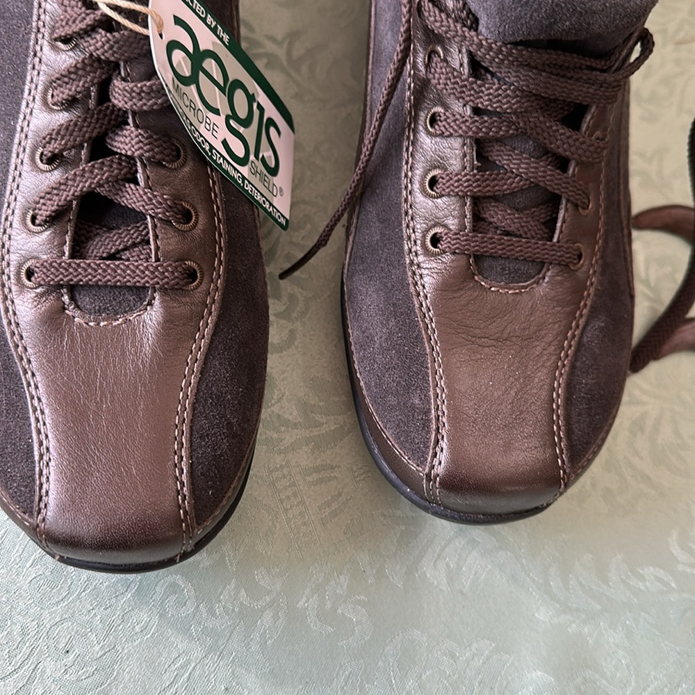 Taos Sneakers Womens Steady Brown 9 Leather Walking Shoe‎ Comfort Casual - Picture 4 of 8